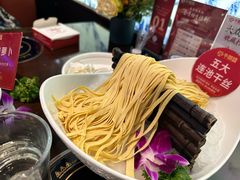 -牛鼎盛新疆雪花鲜牛火锅(武夷绿洲 店)