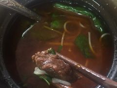 -李记特色罐罐米线(重庆中环大厦店)