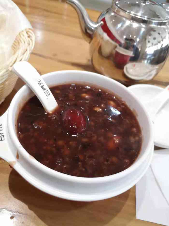 谷养元粥铺(华岩路店)-"中午时候人很多,基本上人都坐满了有小米..."-