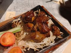 -穹六人间 people 6(岳阳路店)