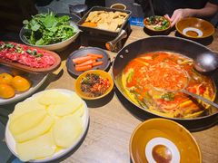 -贵厨酸汤牛肉(小十字店)