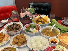 -红东阁东北菜烤肉酒馆(CROSS万象汇店)