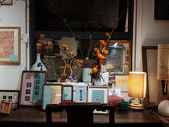 -邊城書店