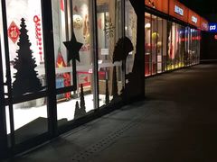 -资和信百货商场
