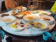 -荷塘秋月·本帮江浙菜(国权路店)