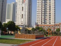 -上海理工大学附属杨浦少云中学