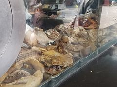 -陆稿荐观前街店