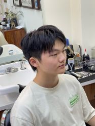 -理昂男士理发店 Barber shop