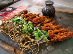 麻辣牛肉刺身-何师烧烤Pro ·江湖川菜·小龙虾·精酿(太古里旗舰店)