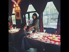 -弦月窗LUNETTE BY AMANDA(复兴路店)