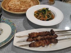 -汗腾格里·风味餐厅(新疆驻京办店)