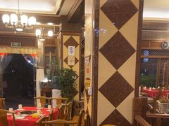 -山城年华老火锅(玉林店)