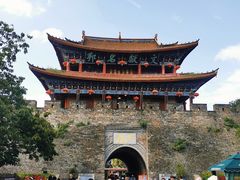 -大理洱海龙湾假日酒店