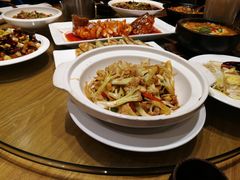 -峨嵋小镇·川菜(勒泰中心店)
