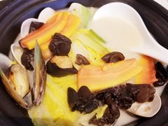 -港丽餐厅(高德置地店)