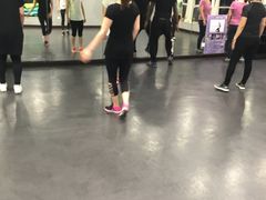 -舞佳舞空中瑜伽馆