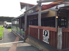 -12 Rocks Beach Bar Cafe