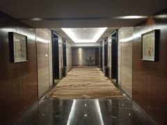 -天津梅江中心皇冠假日酒店