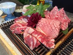-铭牛烧肉·和牛海鲜自助(高新月牙湖店)