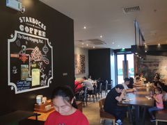 大堂-星巴克臻选(上海长风大悦城店)