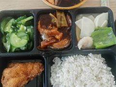 -上海协通福骋福特4S店(汶水路店)