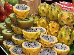-雍容荟帝王蟹活龙虾展台自助(IFS黑金店)