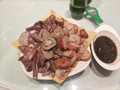 -六泰居·尔滨地标·东北菜(泰山路店)