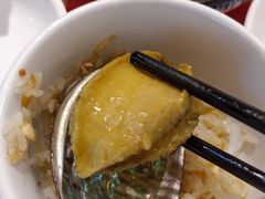 鲍鱼-琼大师东方烤乳猪(亚特兰蒂斯店)