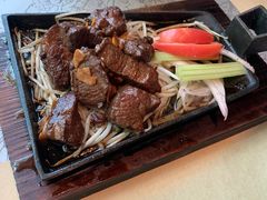 -穹六人间 people 6(岳阳路店)