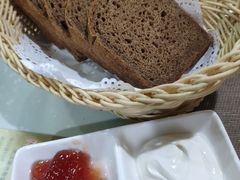 餐包配稀米丹-满洲里饭店-尼基金俄餐厅