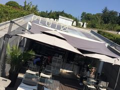 -UNI UNI(环亚凯瑟琳店)