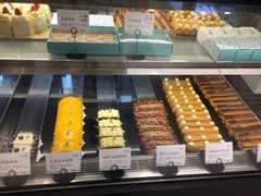 -Dough&Joe团憩(瑞虹天地月亮湾店)