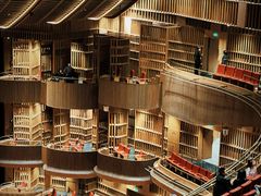 -交通银行前滩31演艺中心