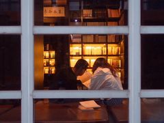 -钟书阁(松江泰晤士小镇店)