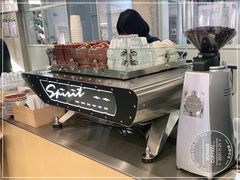-VOYAGE COFFEE 咖啡烘焙工坊店(798艺术区店)