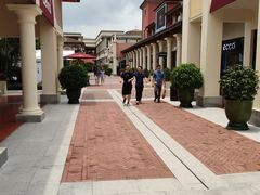 -佛罗伦萨小镇广佛名品奥特莱斯(疏港路店)