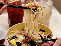 -谭仔米线(皇庭广场店)