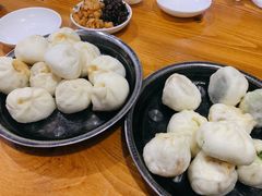 肉包-红帽叔叔包子
