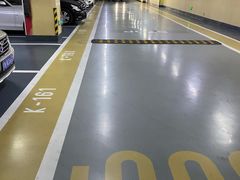 -合生汇购物中心-停车场