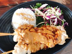 -12 Rocks Beach Bar Cafe