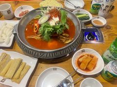 -喇喇排骨火锅·传统韩式脊骨汤(望京西园总店)
