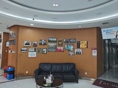 -雅悦齿科(顾村公园店)