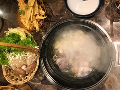 -同仁四季椰子鸡(海岸城天利店)