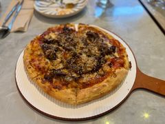 炙烤牛肉比萨-必胜客(WOW昙华林店)