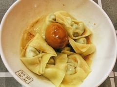 麻酱冷馄饨-潘国仙耳光馄饨(黄家阙路店)
