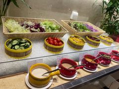 自助调料区-宜昌富力皇冠假日酒店·咖啡1号西餐厅