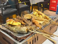 -云晓光头烧烤吧(盛夏店)