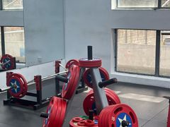 -坚果健身24小时工作室(定西路店)