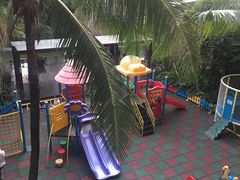 -三亚湾海居铂尔曼度假酒店