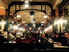 -Majestic Café